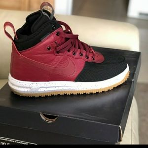 Nike lunar force one